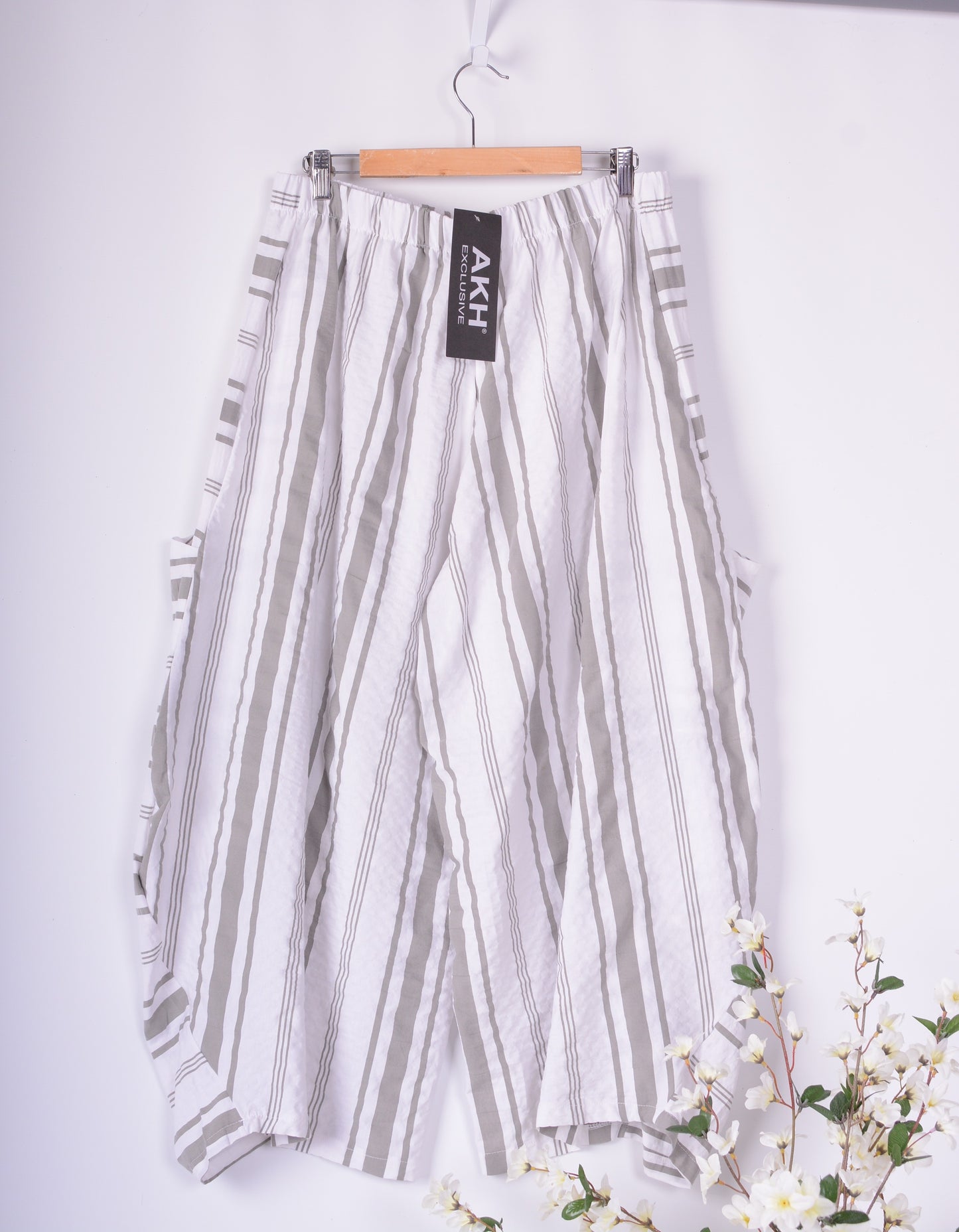 AKH Germany Lagenlook Wide Leg Barrel Trousers - B244