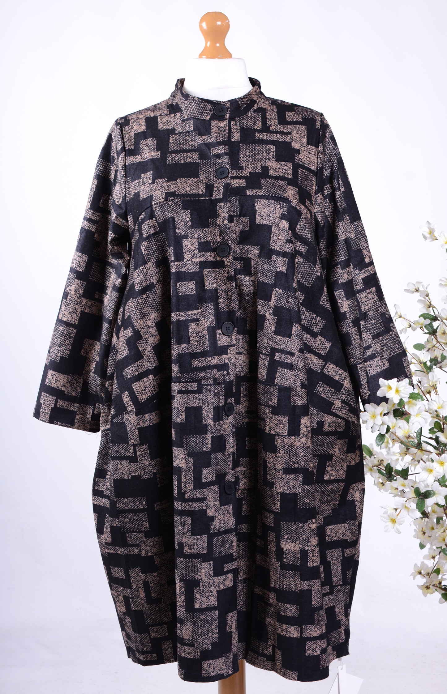 Neslay Jacket Dress Lagenlook Black Beige - B182