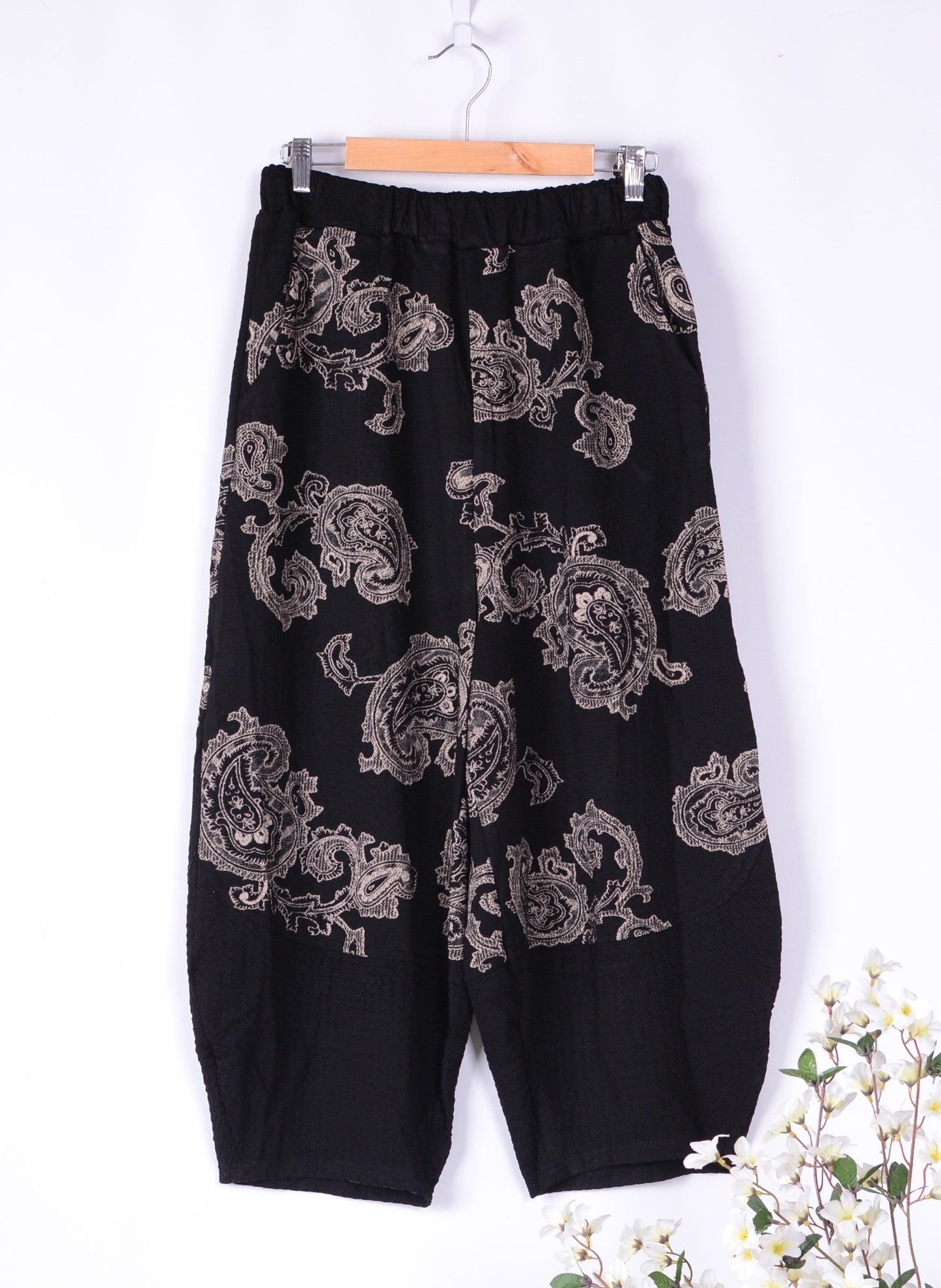 Neslay Barrel Trousers and Tunic Set Black/Beige  - B170