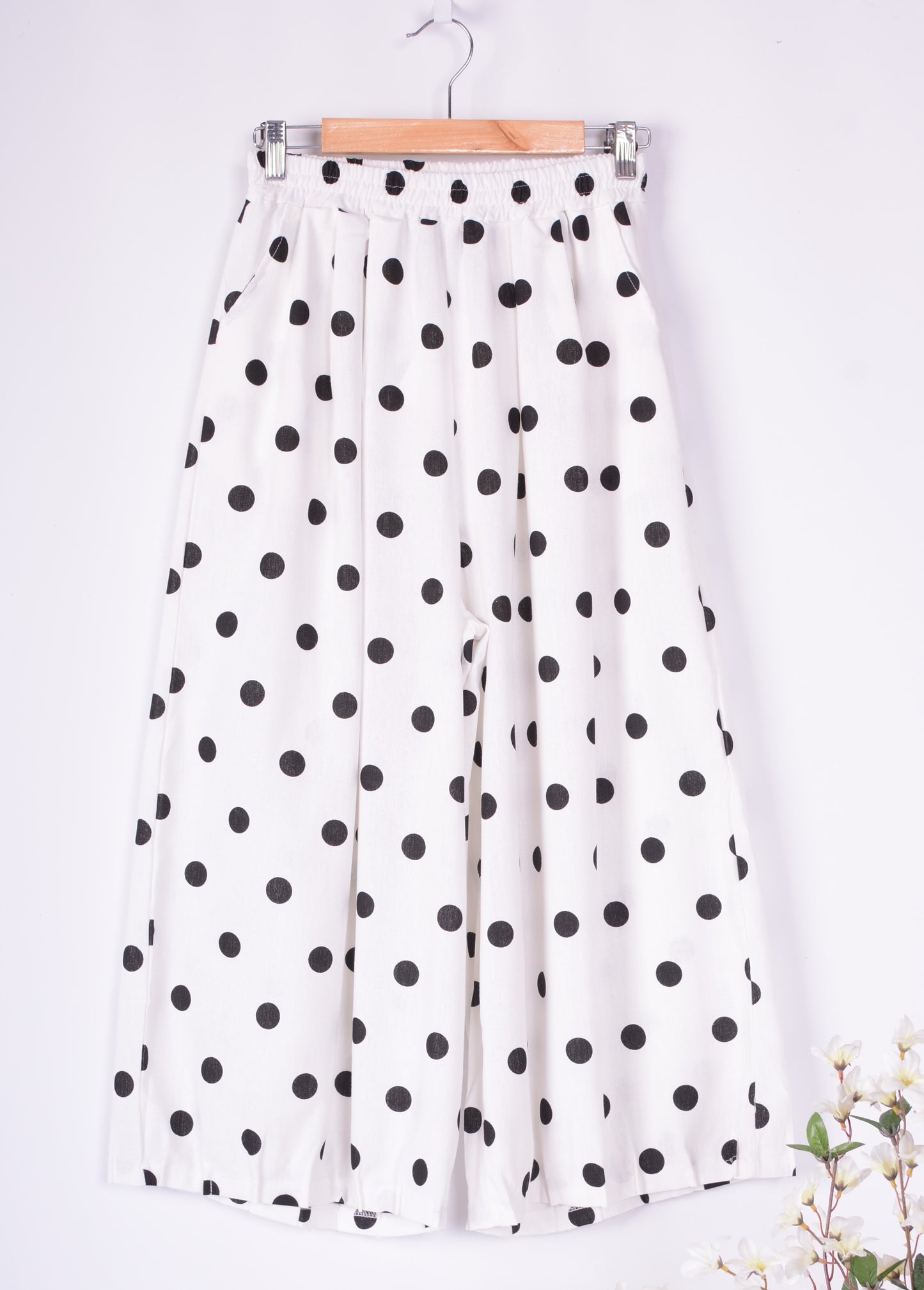 Neslay Lagenlook Wide Leg Barrel Trousers Black Cream Cotton - B181