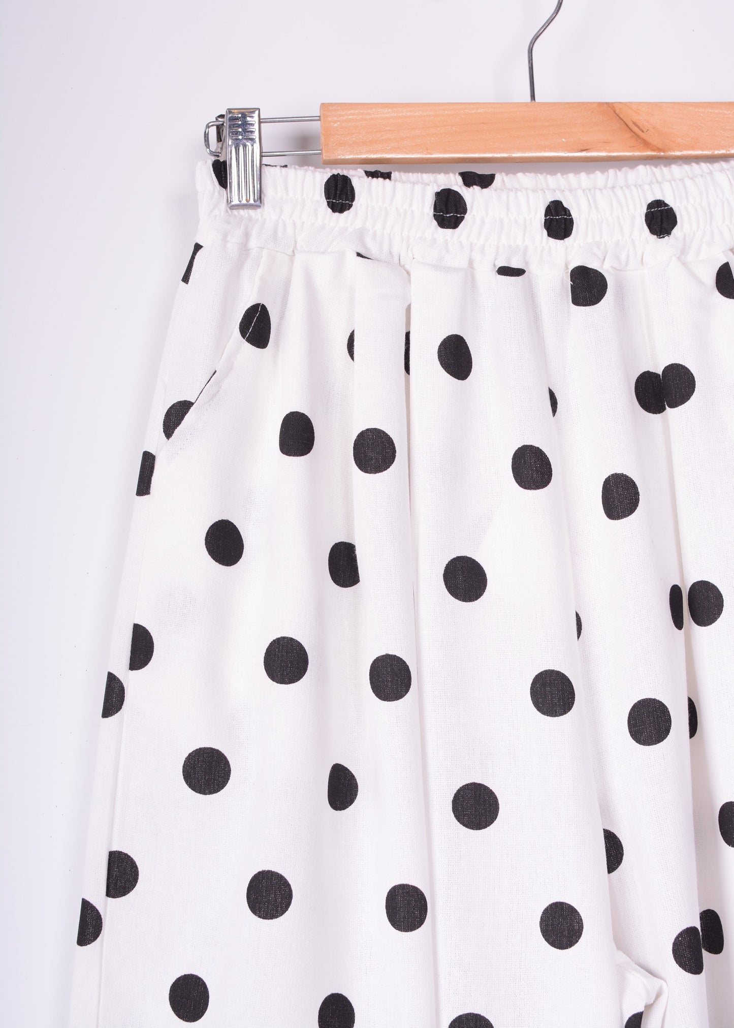 Neslay Lagenlook Wide Leg Barrel Trousers Black Cream Cotton - B181