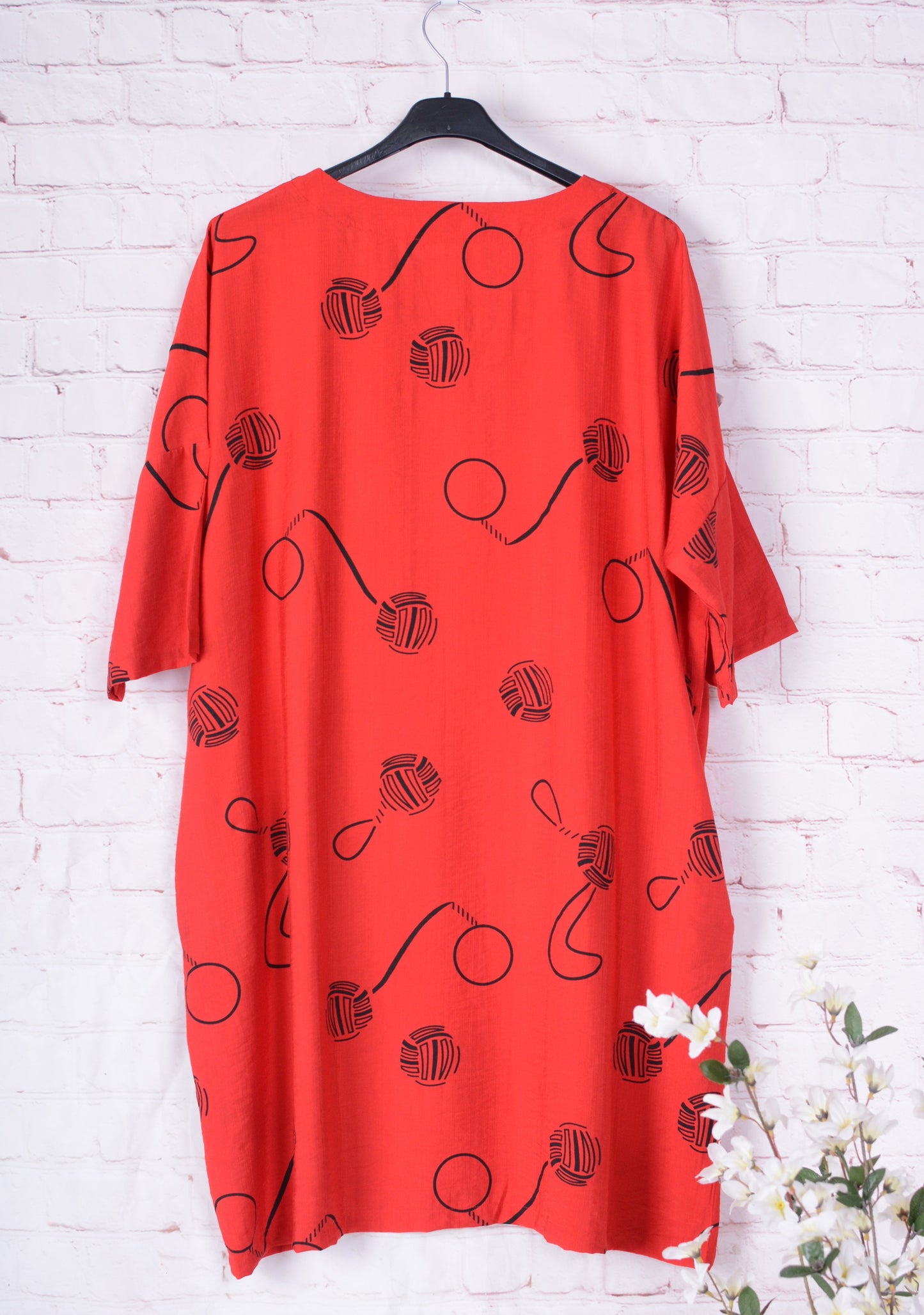 Bella Blue Lagenlook V Neck Dress Patterned Red/Black L/XL - B213