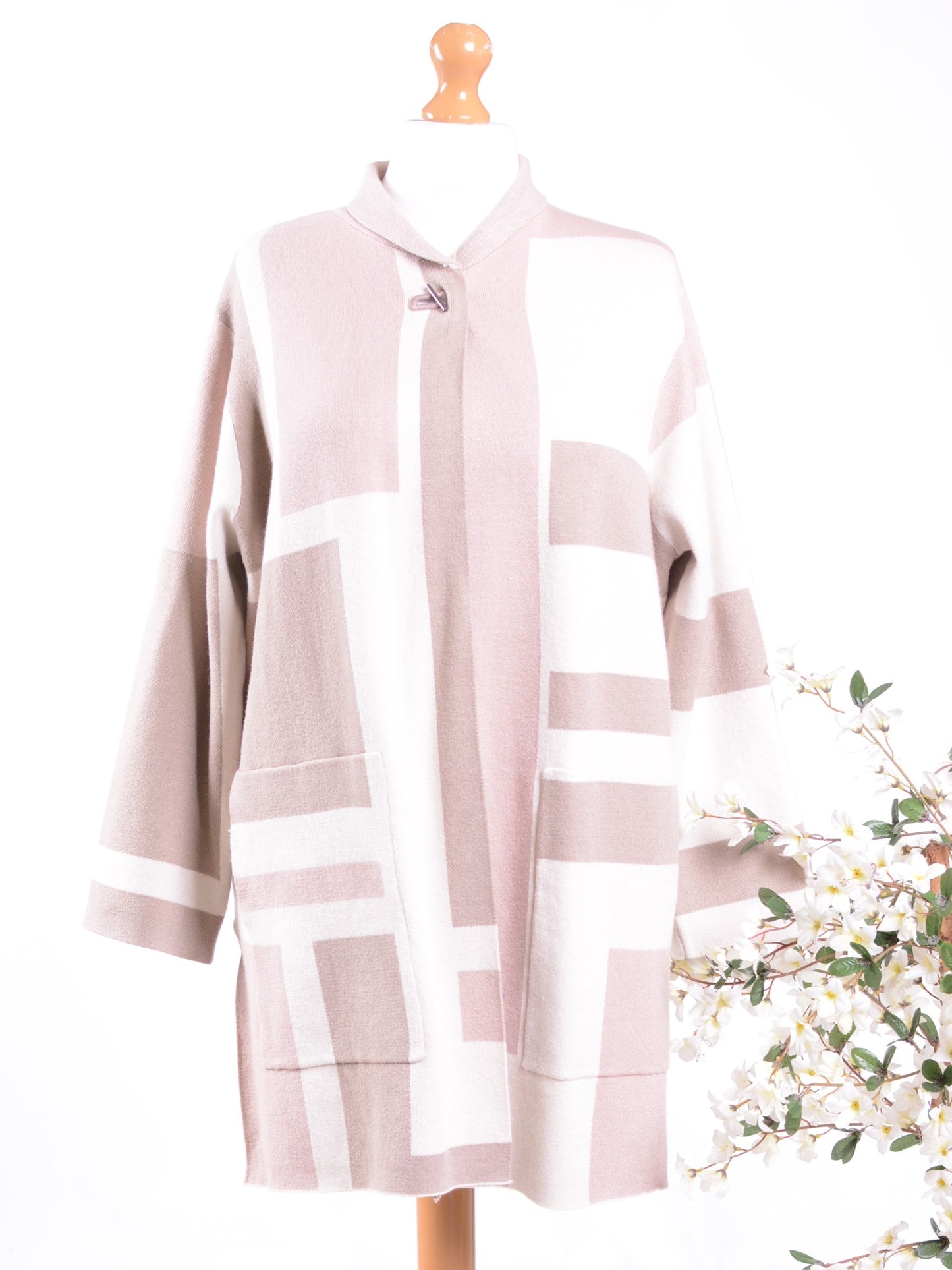 Marla Wynne Beige Open Front Cardigan - B331