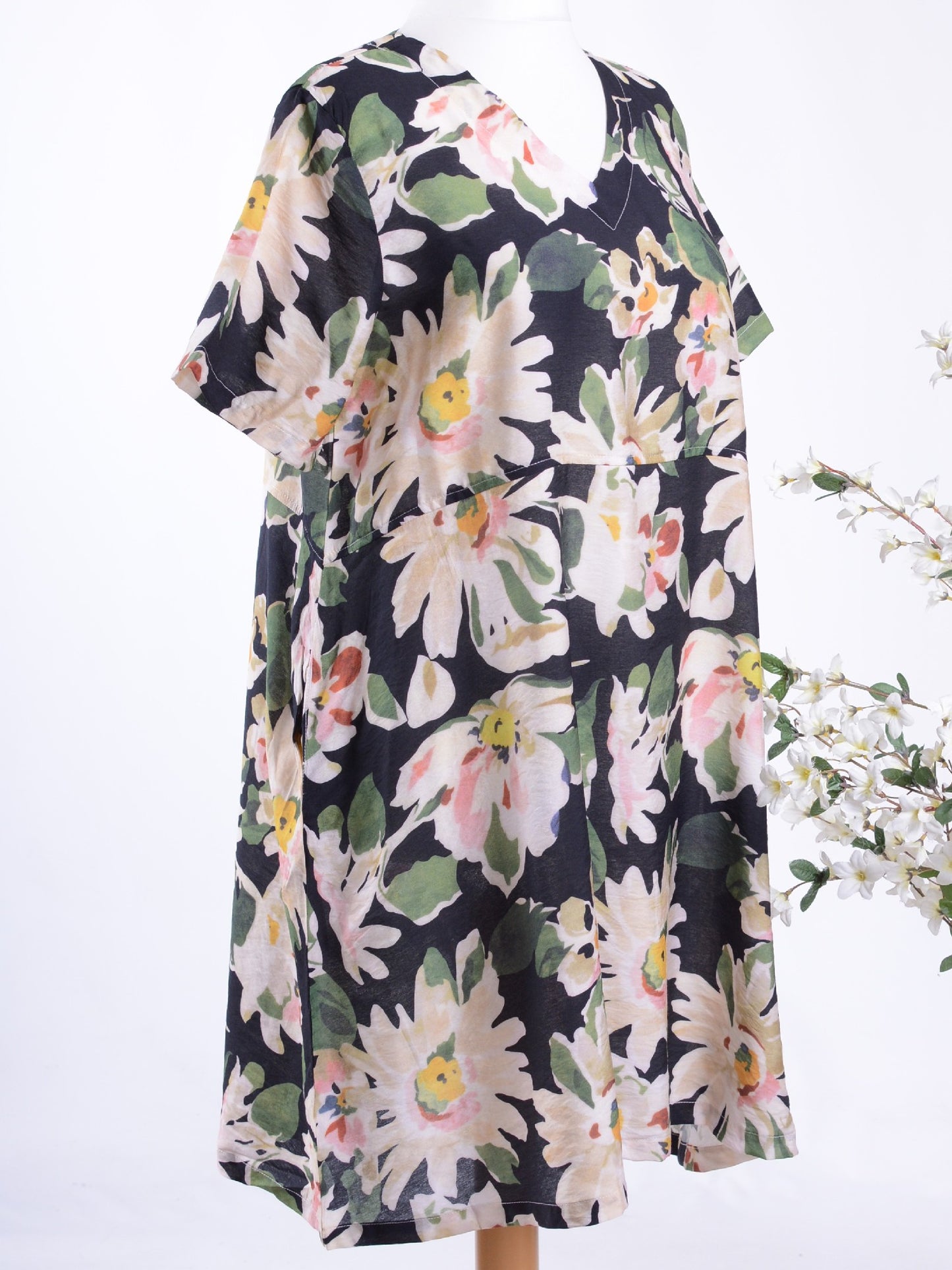 Bella Blue Lagenlook Black Floral Dress L/XL - B283